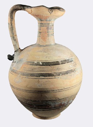 Bichrome jug (Early Iron Age )