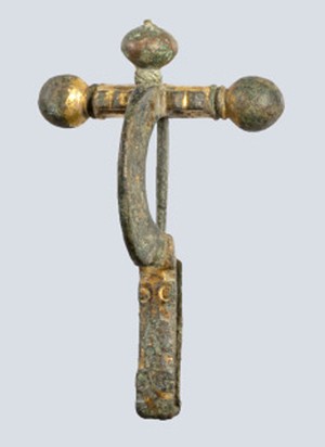 gilded-bronze  “crossbow” fibula